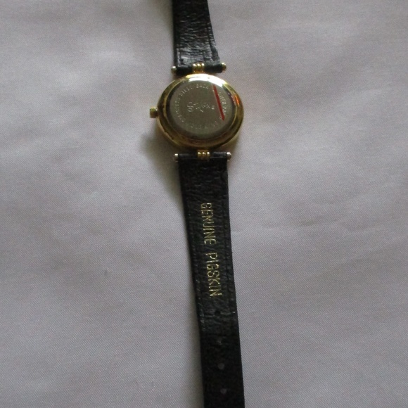 STYLEX GENUINE PIGSKIN COSMETOLOGY WATCH – NWOT - Picture 2 of 7